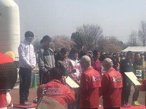 第28回熊谷さくらマラソン大会表彰式女子ハーフ一般