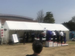 陸王杯第34回行田市鉄剣マラソン・ハーフマラソンゴール後表彰式